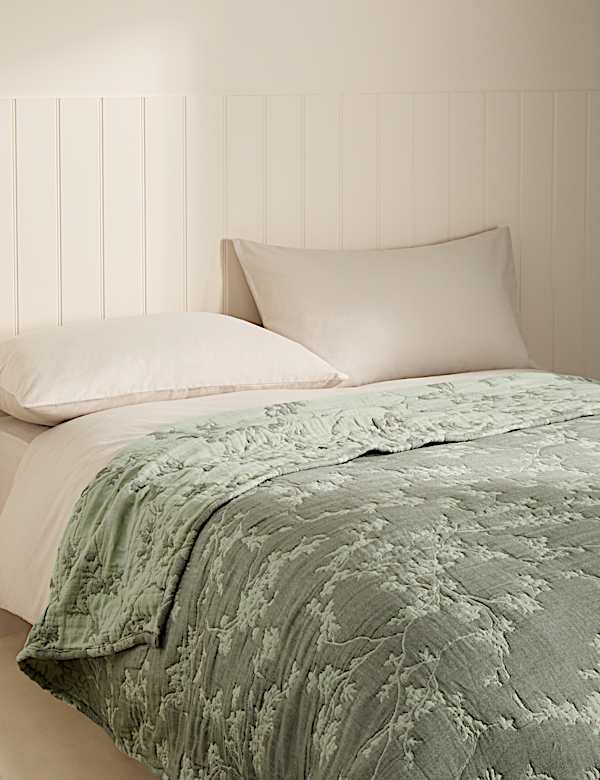 Pure Cotton Trailing Cherry Bedspread - DK