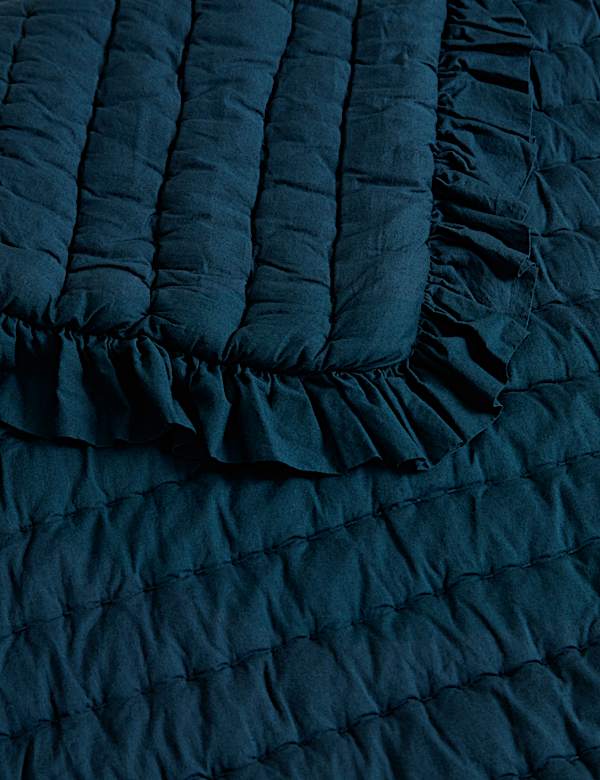 Washed Cotton Quilted Ruffle Bedspread - SI