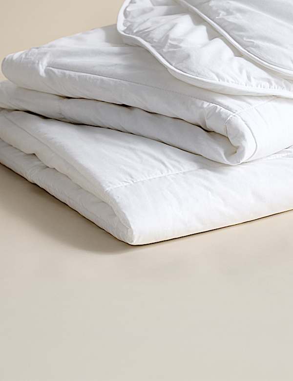 Luxury Down Alternative 4.5 Tog Duvet - CZ