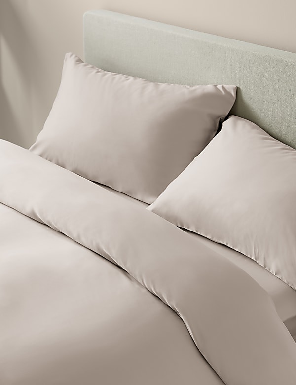 The Ultimate Soft & Silky Bedding Set - US