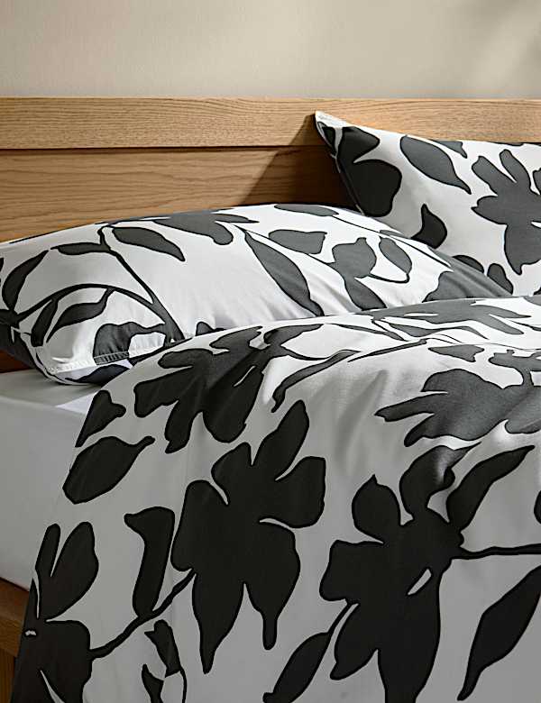 Cotton Rich Silhouette Floral Bedding Set - MX