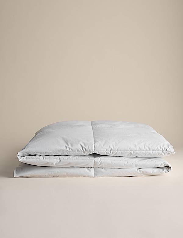 Goose Feather & Down 4.5 Tog Duvet - US
