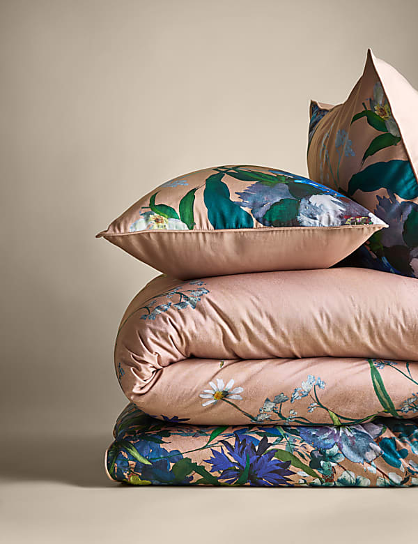 Sateen Wild Meadow Pink Bedding Set - US