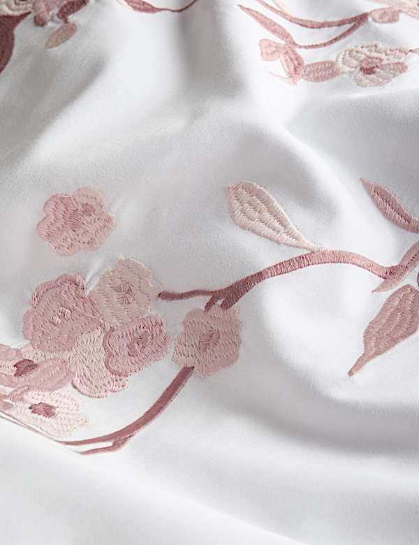 Trailing Cherry Blossom Embroidered Bedding Set - FI
