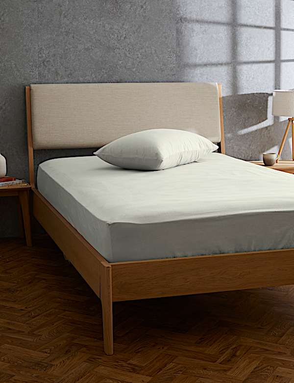 Pure Brushed Cotton Fitted Sheet