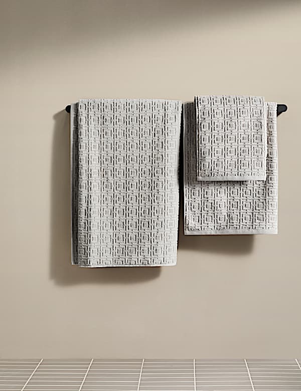 Geometric Towel - CZ