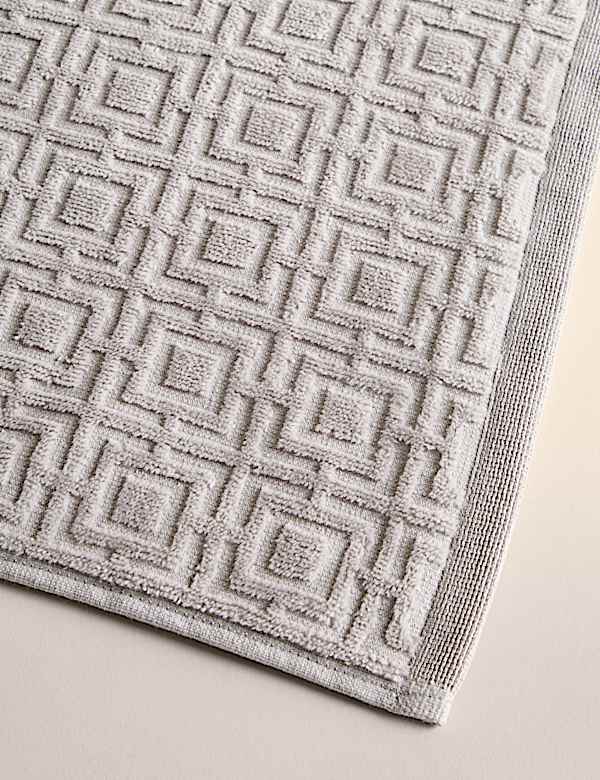 Geometric Towel - CH