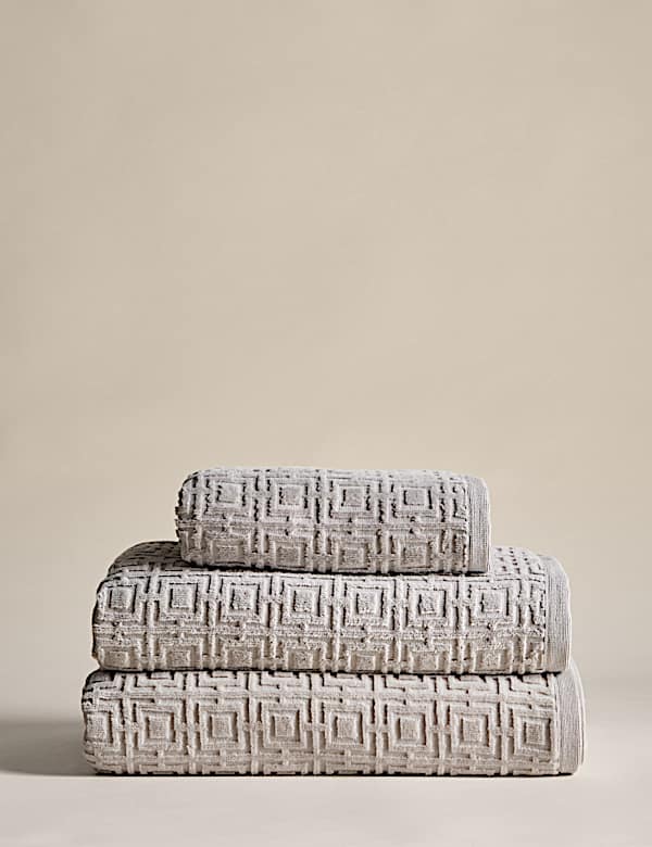 Geometric Towel - CH