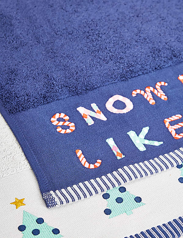 Set of 2 Pure Cotton Christmas Snow Towels - GR