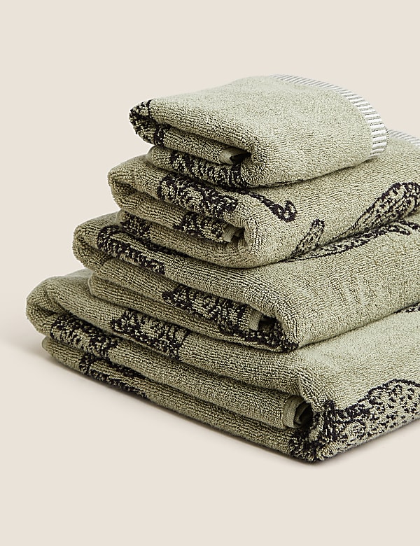 Pure Cotton Leopard Towel