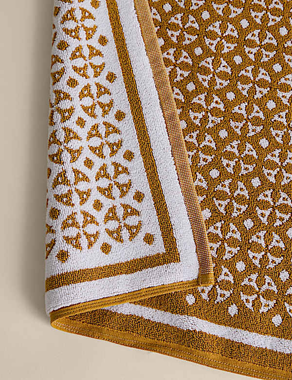 Pure Cotton Geometric Bath Mat - US