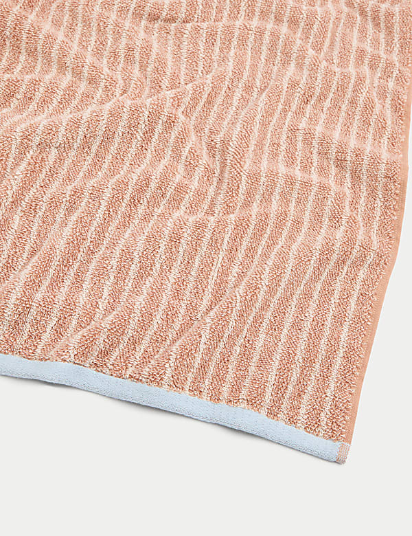 Serviette moderne 100 % coton &agrave; rayures - FR