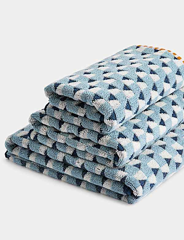 Pure Cotton Geometric Triangle Towel - GR