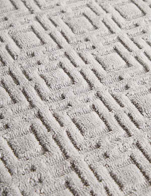 שטיחון אמבטיה קטיפתי בדוגמה גאומטרית מכותנה טהורה - IL