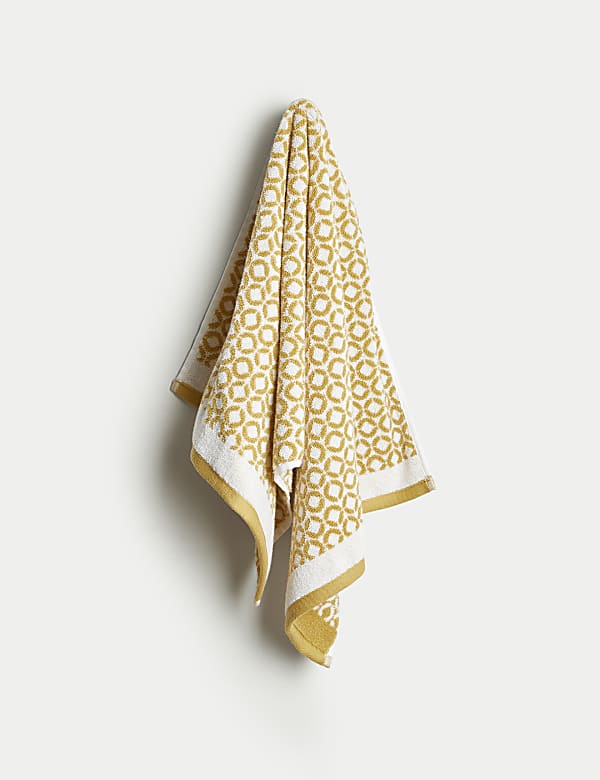 Pure Cotton Repeat Links Towel - US