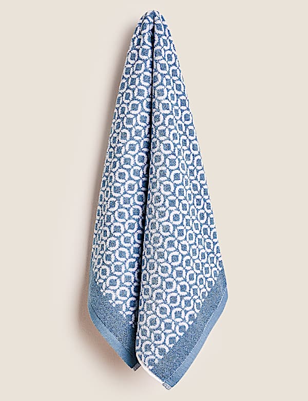 Pure Cotton Repeat Links Towel - ES