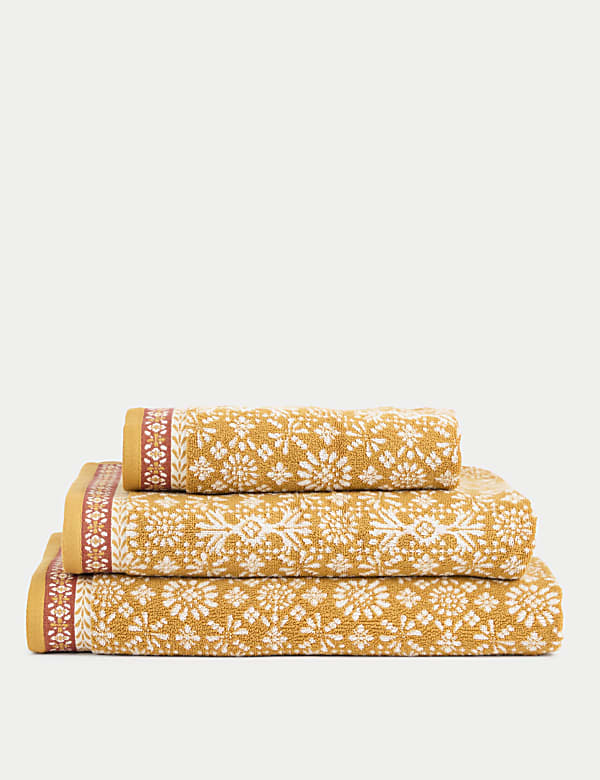 Pure Cotton Geometric Tile Pattern Towel - US