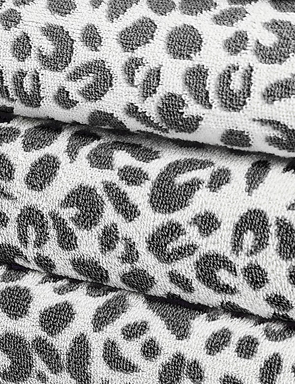 Pure Cotton Leopard Print Towel
