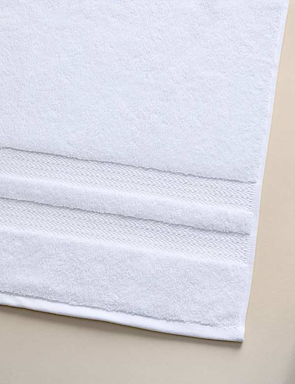 Set of 4 Guest Essentials Towel Bale - LU