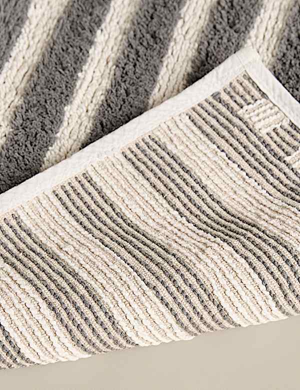 Pure Cotton Striped Tufted Bath Mat - RO