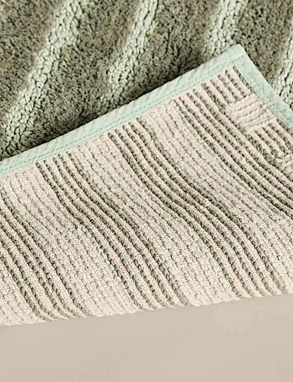Pure Cotton Striped Tufted Bath Mat - NZ