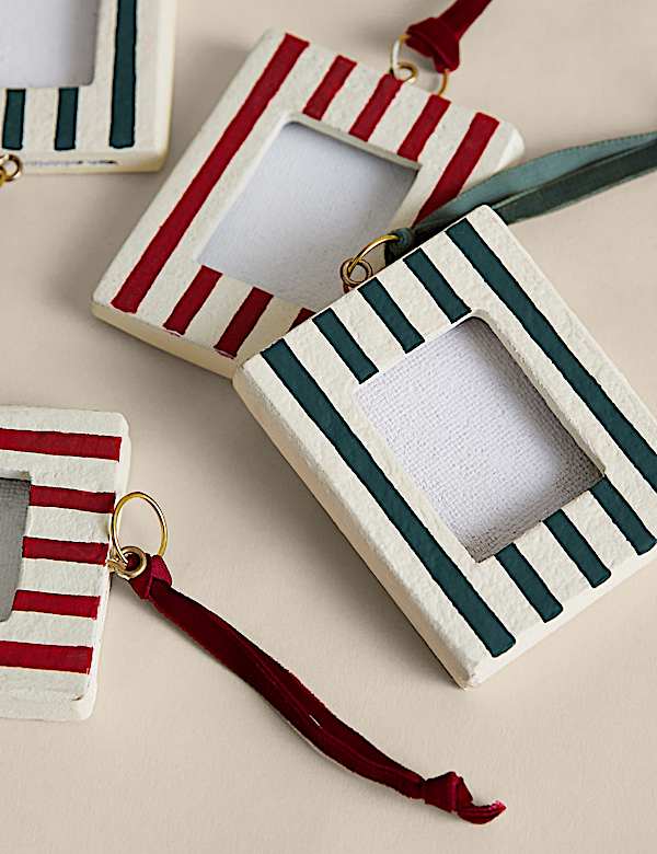 4 Pack Paper Hanging Striped Photo Frame Decorations - JE