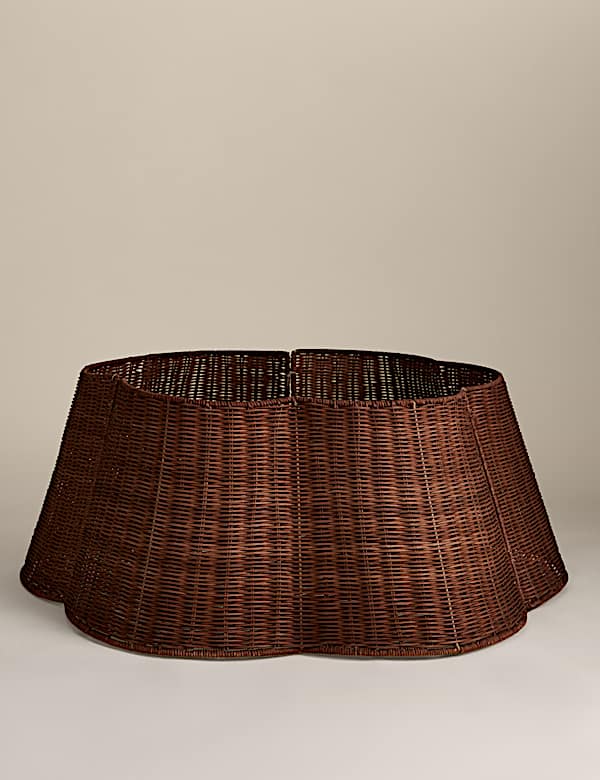 Scallop Rattan Tree Skirt - CH