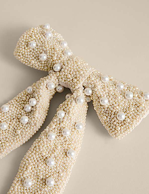 Cream Pearl Beaded Bow Tree Topper - JO