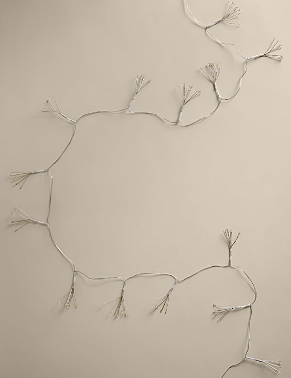 200 Pre-Lit Wire Cluster Garland - NZ