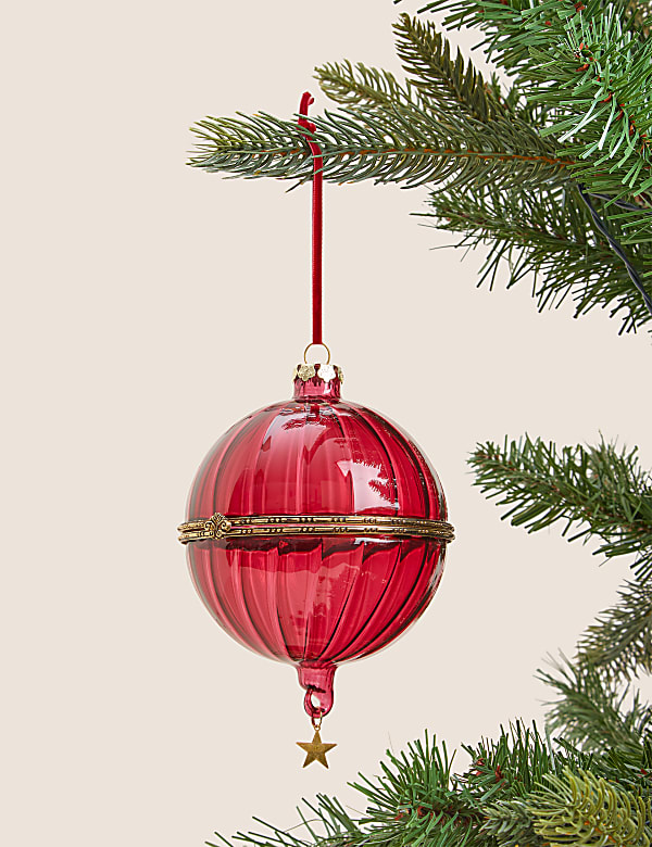 Red Glass Open & Close Bauble - IL