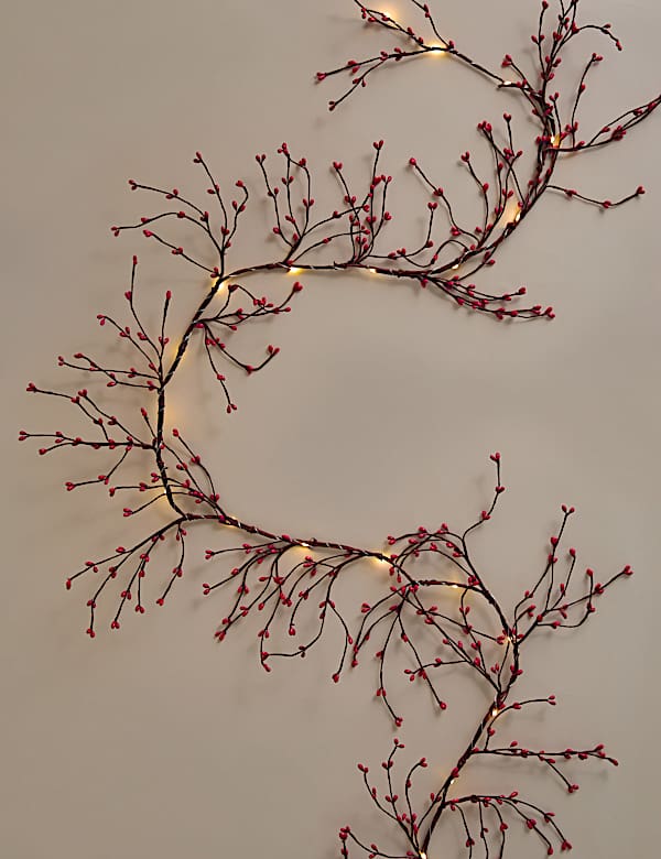 6ft Pre-Lit Berry Garland - DK