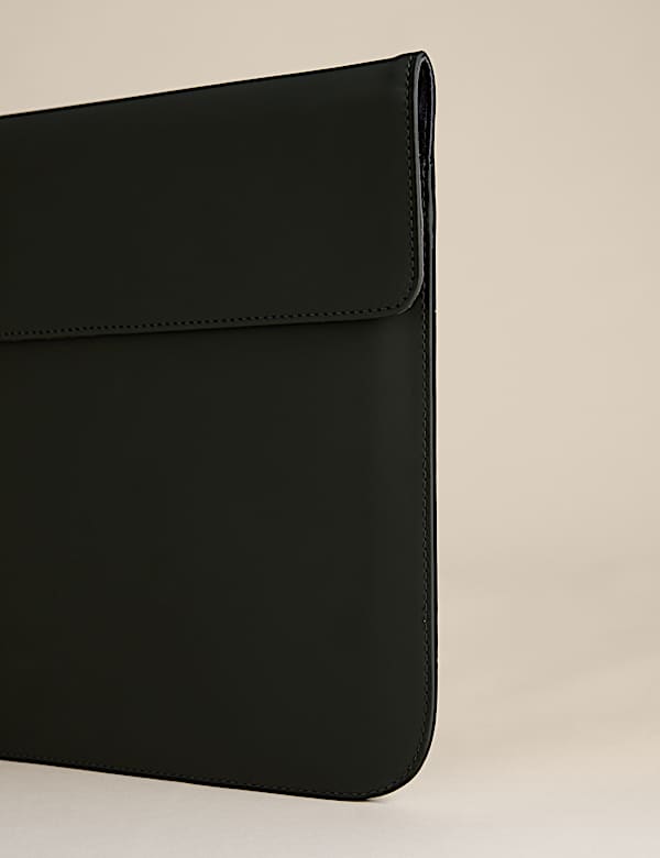 Rubberised 15 Inch Laptop Sleeve - TW