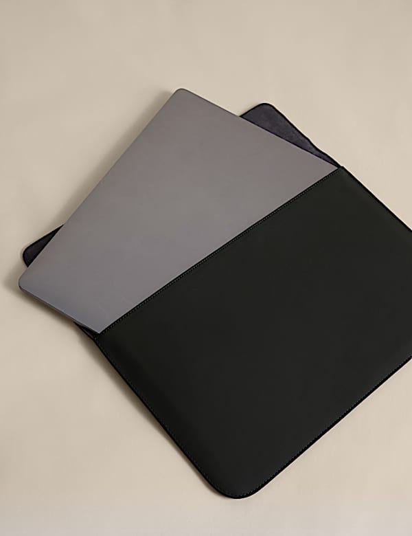 Rubberised 15 Inch Laptop Sleeve - TW