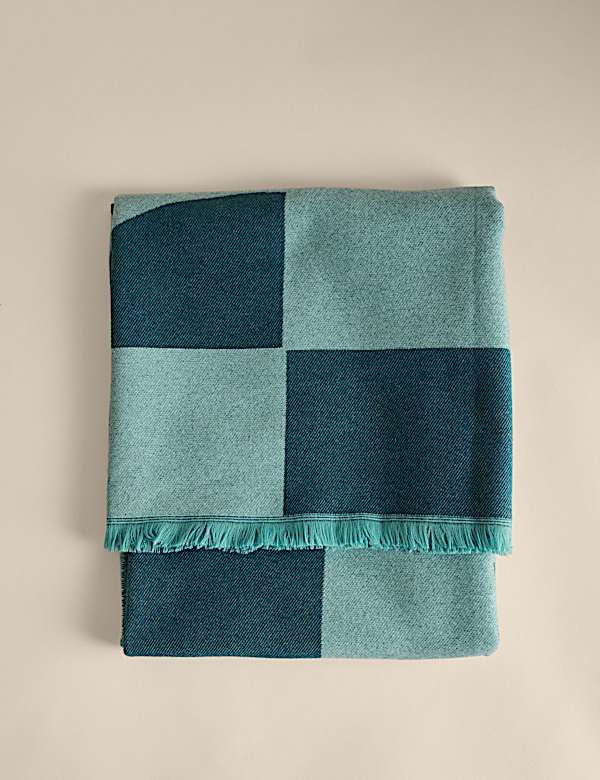 Geometric Fringed Throw - TW