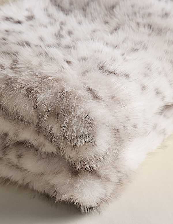 Faux Fur Animal Spot Throw - NO