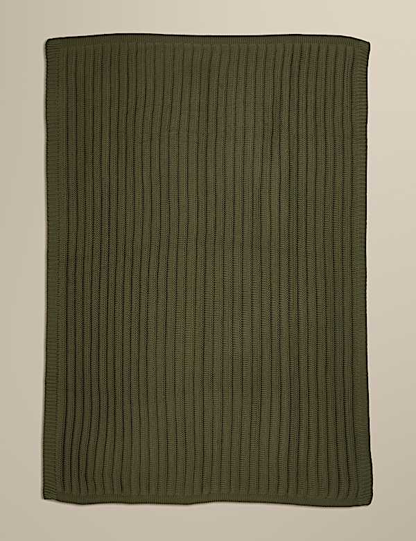 Gro&szlig;er, gerippter Strick&uuml;berwurf - AT