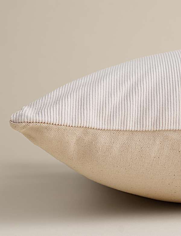 Coussin en velours c&ocirc;tel&eacute; 100 % coton lav&eacute; - CH