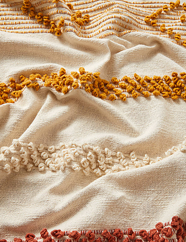Casablanca Collection Anfa Tufted Throw