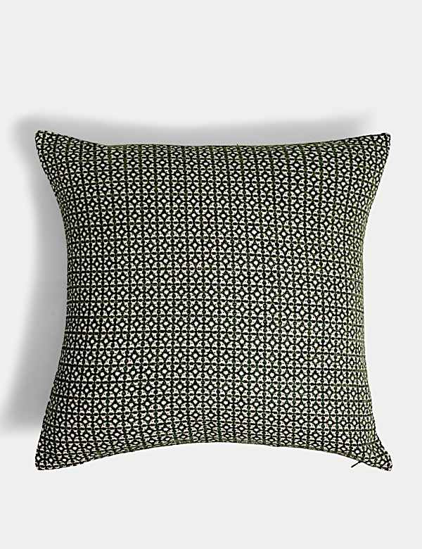 Circle Star Cushion - FI
