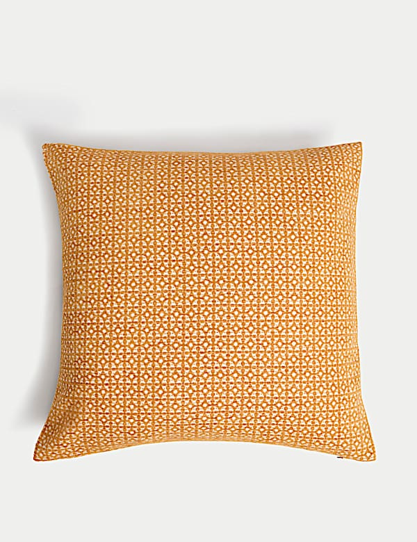 Circle Star Cushion - BN