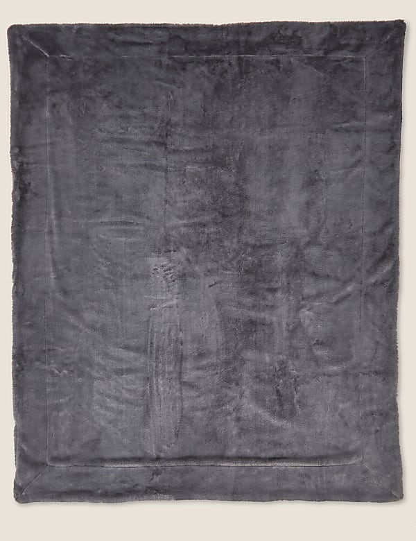 Supersoft Faux Fur Throw