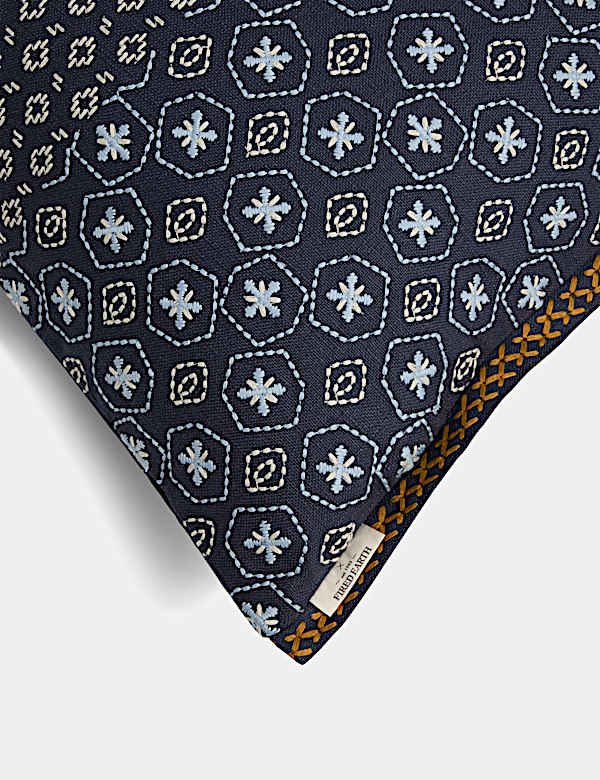 Coussin 100 % coton à motif brodé Kouya - CH