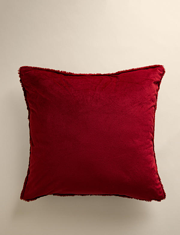 Supersoft Faux Fur Cushion - CH