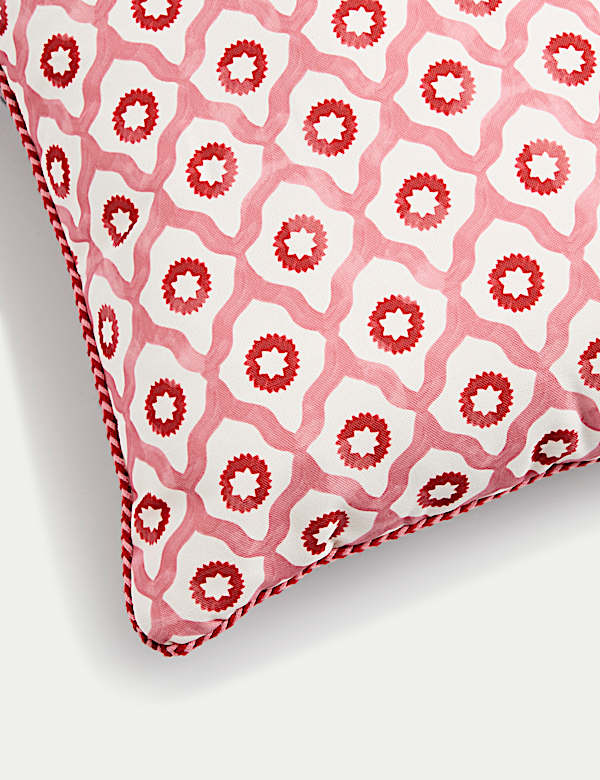 Set of 2 Geometric Outdoor Cushions - JO