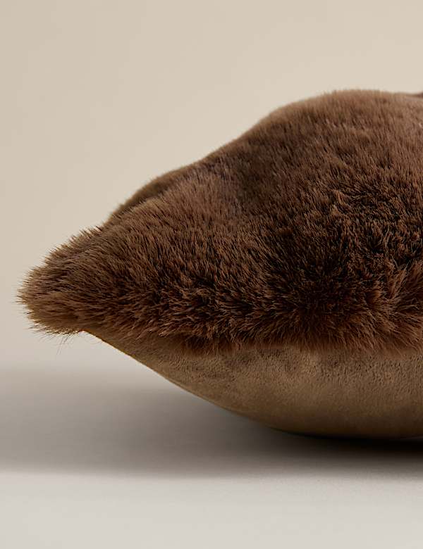 Faux Fur Bubble Cushion - BE