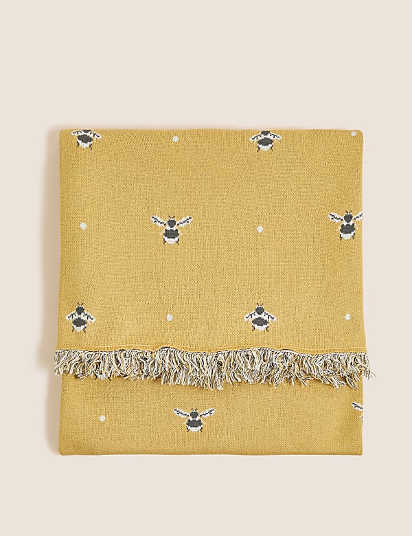 M&s throws sale