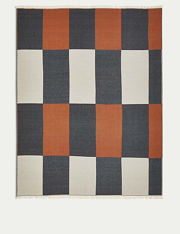 Gewebter Überwurf mit geometrischem Muster - AT