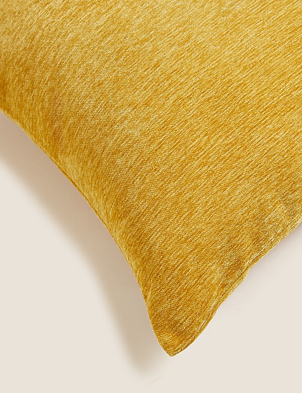 Chenille Cushion