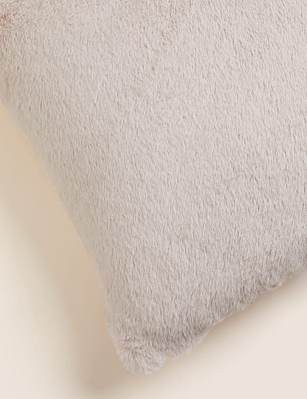 Supersoft Faux Fur Cushion