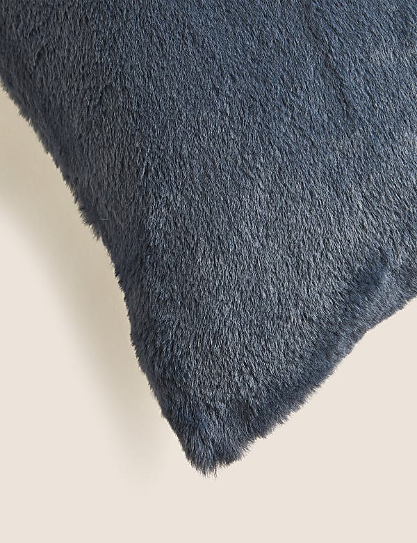 Supersoft Faux Fur Cushion